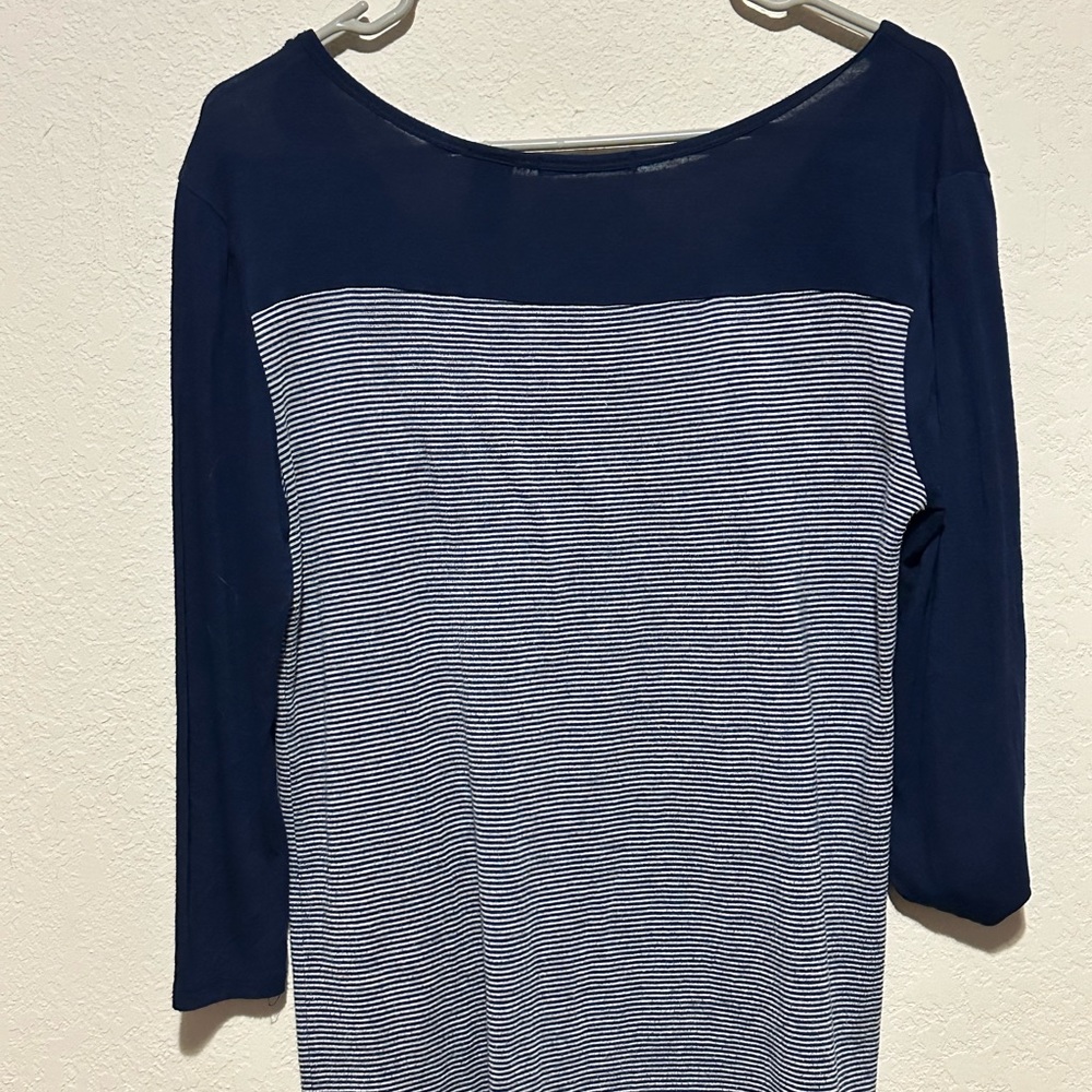 BKE 3/4 sleeve shirt size small. - Picture 3 of 3